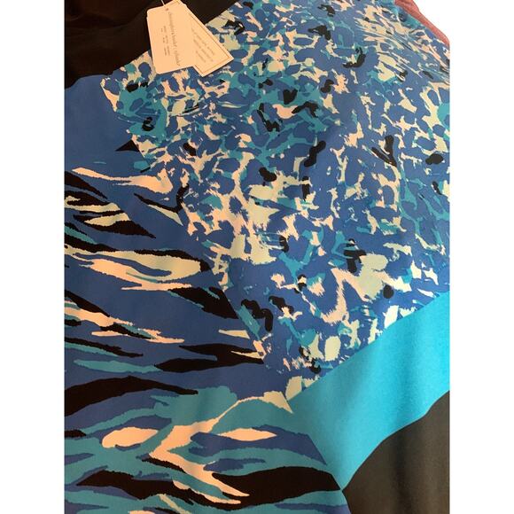 Christopher and banks black and blue print top womens medium new with tags - Picture 3 of 6